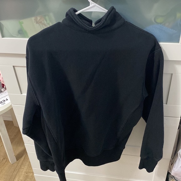 Champion Sweater - Picture 2 of 3